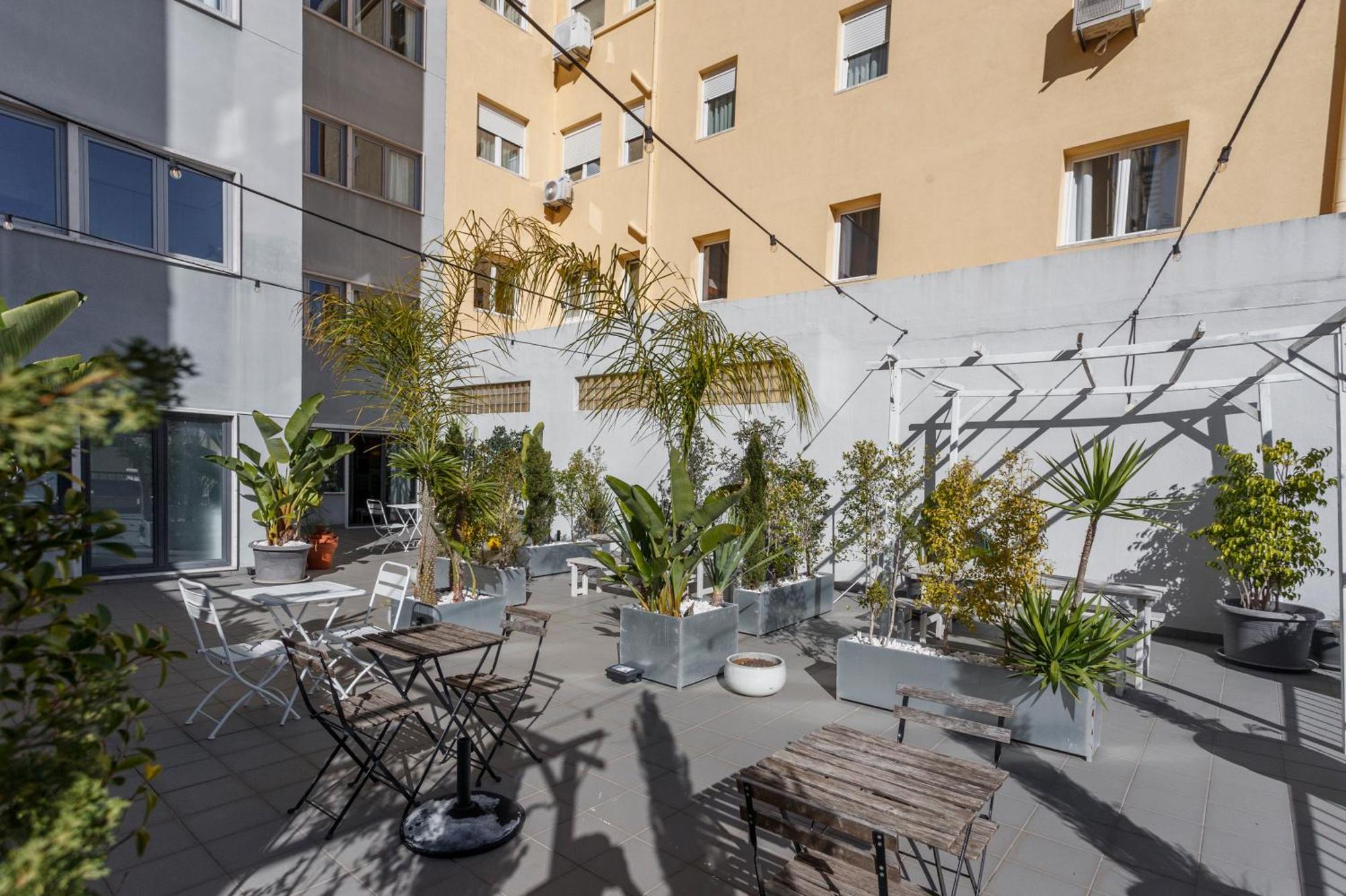 Green Wine Affair By Misha'S Place 6B Lisbon Exterior photo